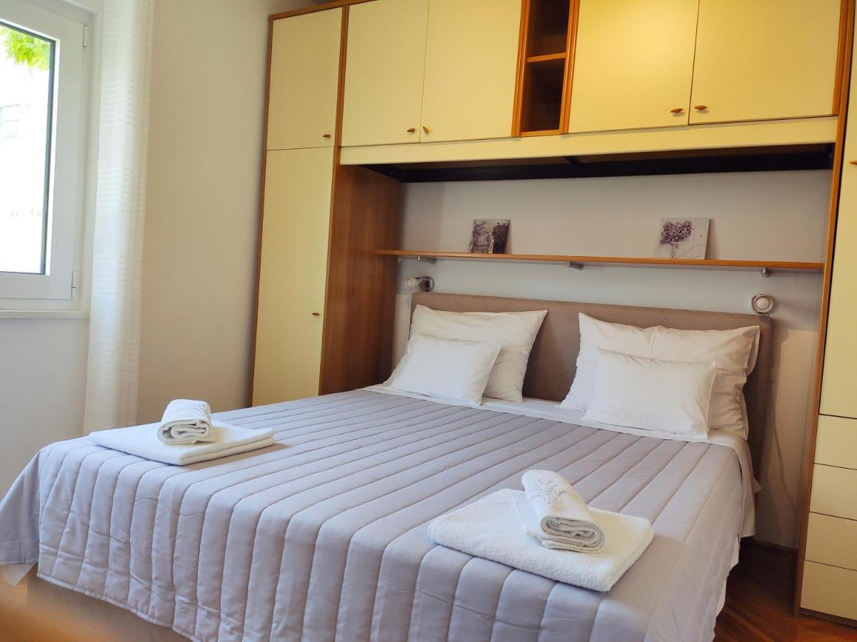 Apartman Marina II โรกอซนิซา ภายนอก รูปภาพ