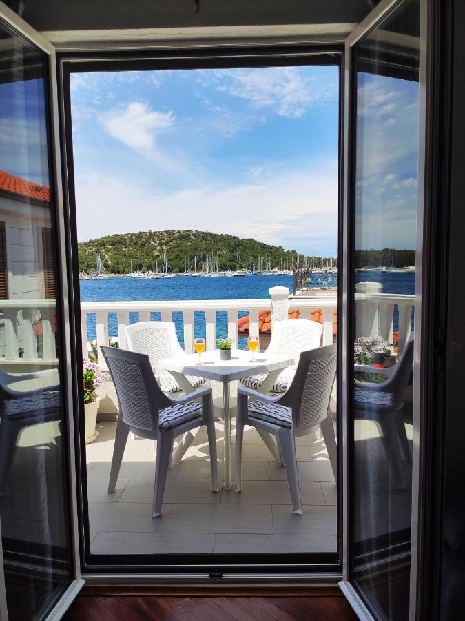 Apartman Marina II โรกอซนิซา ภายนอก รูปภาพ